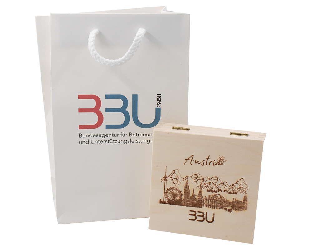 Mozartkassette mit Tascherl